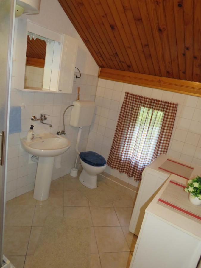 Guest House Ruza Korenica Ngoại thất bức ảnh