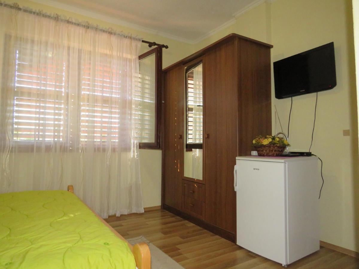 Guest House Ruza Korenica Ngoại thất bức ảnh